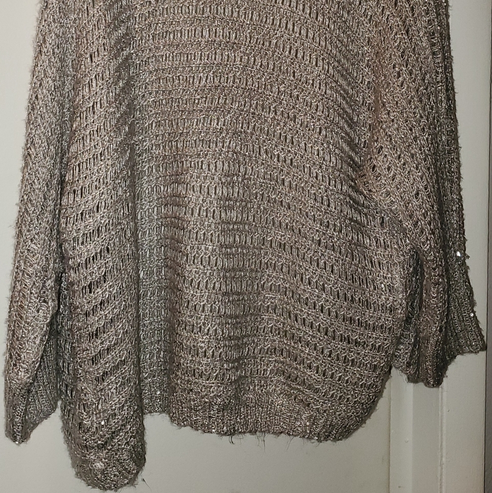 /Sweater/Top/Pullover/Jacket/Blouse/ - Picture 4 of 4